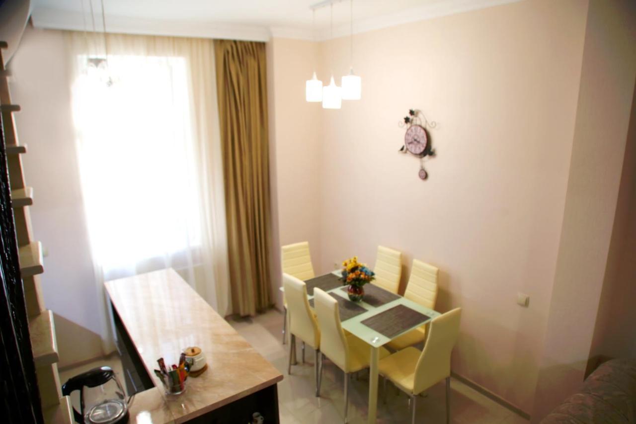 Family Apartments ティビリシ エクステリア 写真